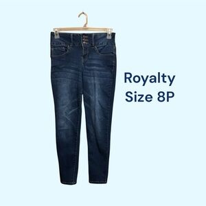 ROYALTY SLIM STRETCH PETITE SKINNY JEANS SIZE 8P